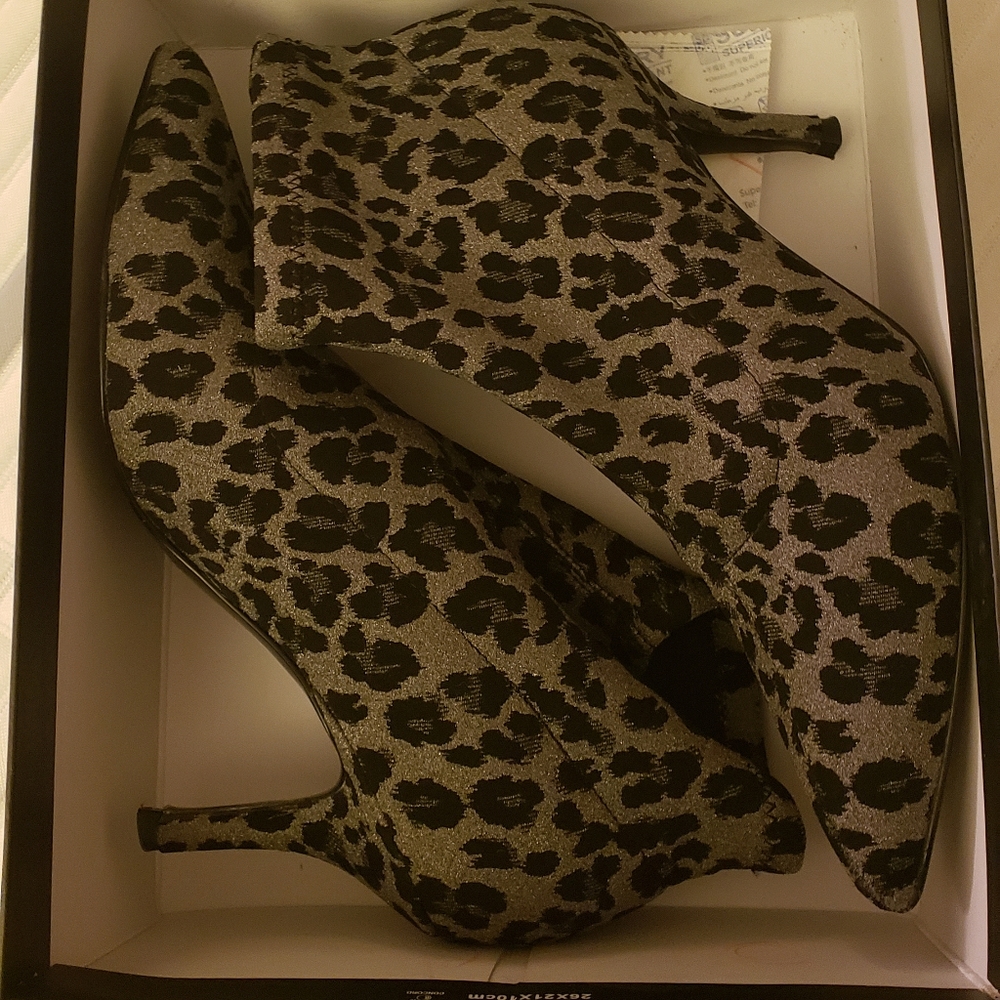 Nine West | 6.5 M